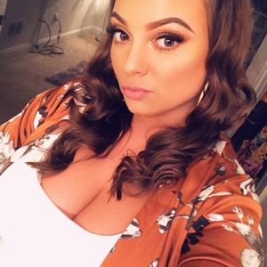 Meet your Posher, Erica